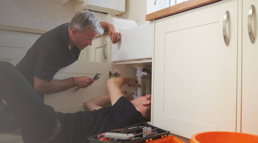 Expert burst pipe repair services in Farmer, OH